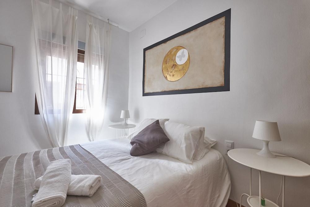 Hostal La Estrella Madrid Luaran gambar