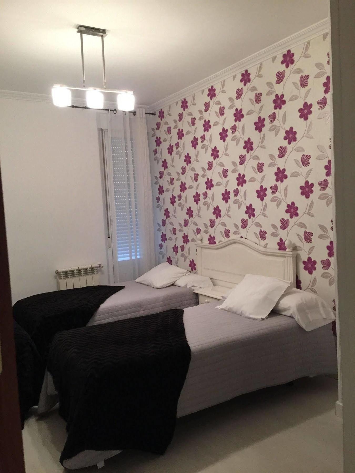 Hostal La Estrella Madrid Luaran gambar