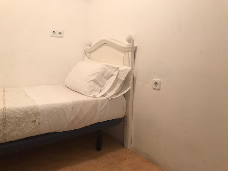 Hostal La Estrella Madrid Luaran gambar